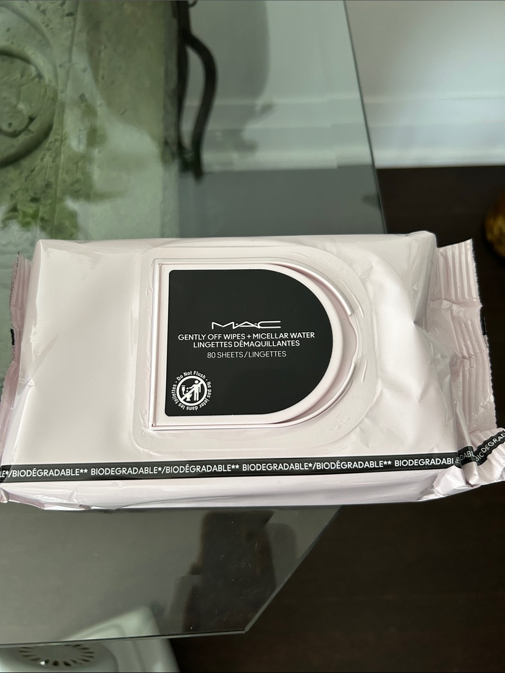 MAC Gently Off Wipes + Micellar Water 80 Sheets